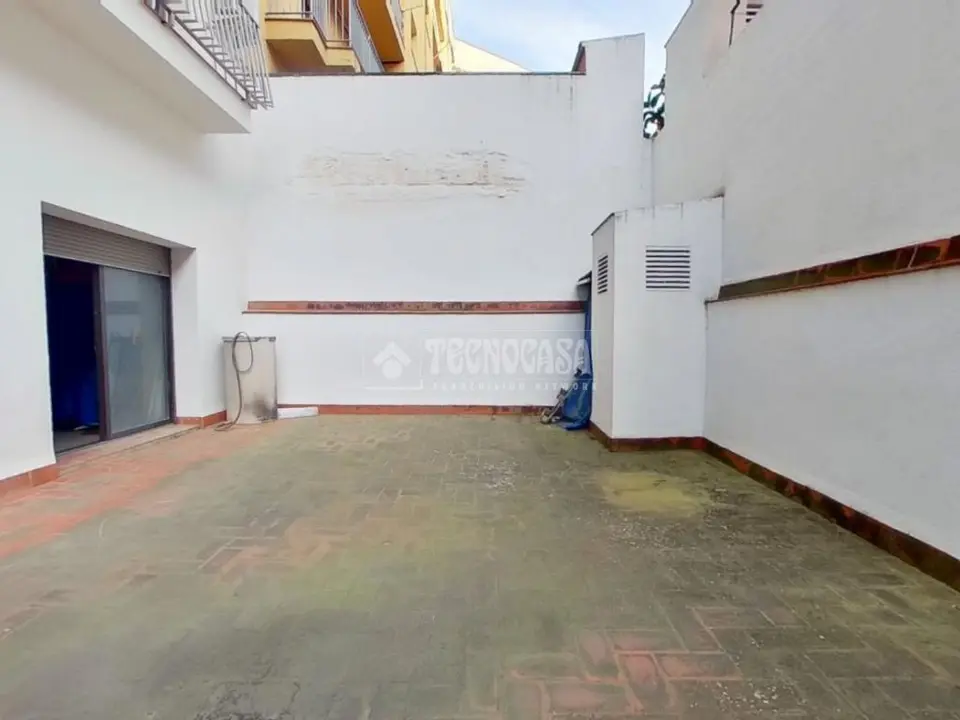Local comercial en venta en Sant Oleguer en Sabadell