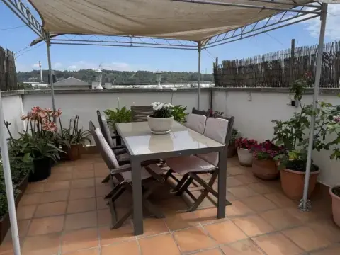 Piso en Avinguda d'Argentina
