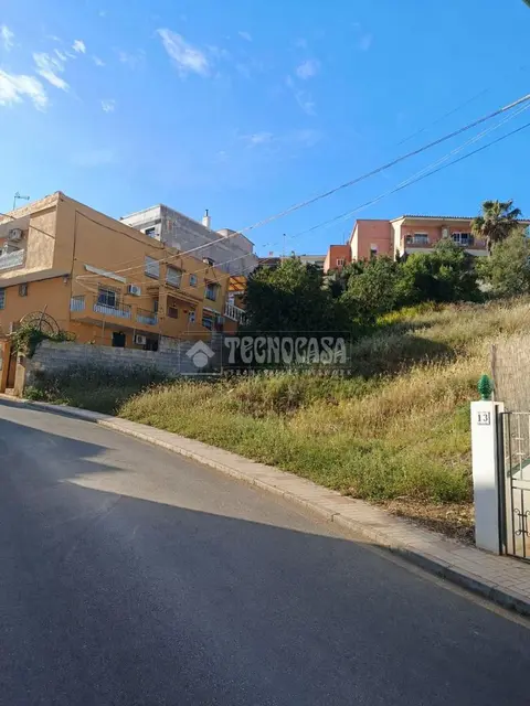 Terrenos en venta en Centro en La Victoria - Olletas en Málaga