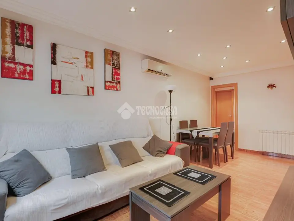 Piso en venta en Artigas - Llefià en Badalona