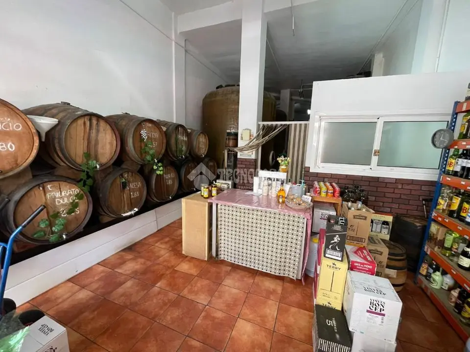 Local comercial en venta en Artigas - Llefià en Badalona