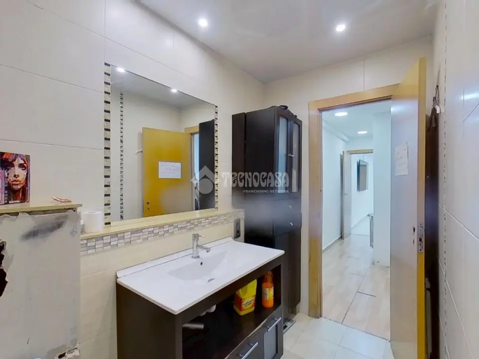 Piso en venta en Badia Del Vallès