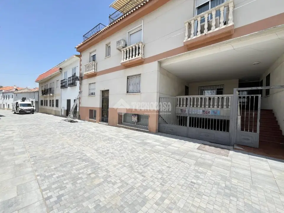 Piso en venta en Torres De La Alameda