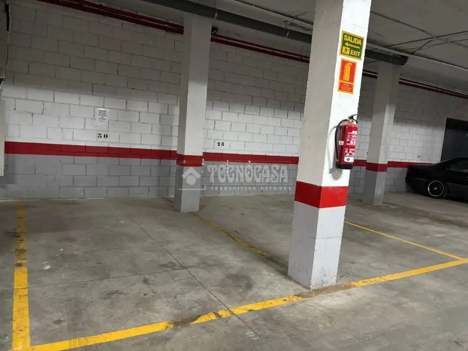 Box/plaza de garaje en venta en Antequera