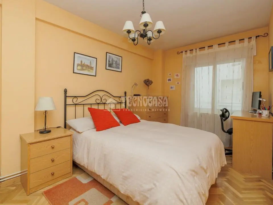 Piso en venta en Ciudad Lineal en Pueblo Nuevo en Madrid