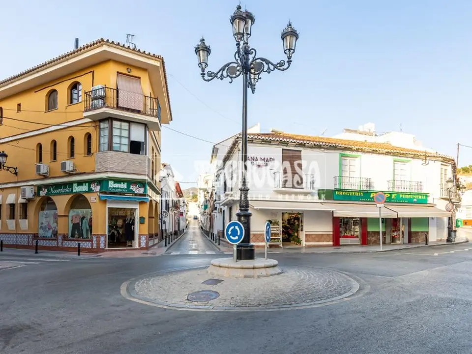 Local comercial en venta en Vélez-Málaga