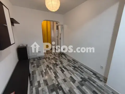 Piso en calle de Valmojado