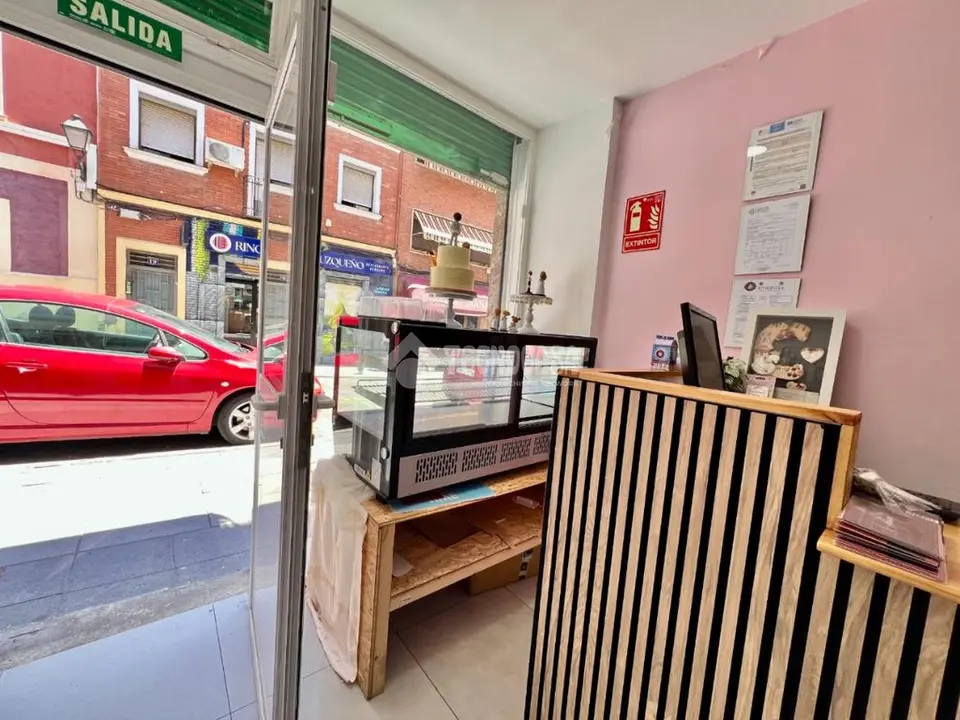 Local comercial en venta en Latina en Puerta Del Ángel en Madrid