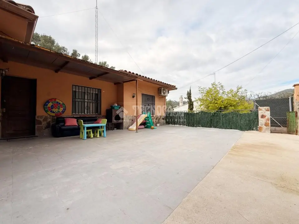 Casa en venta en Cervelló