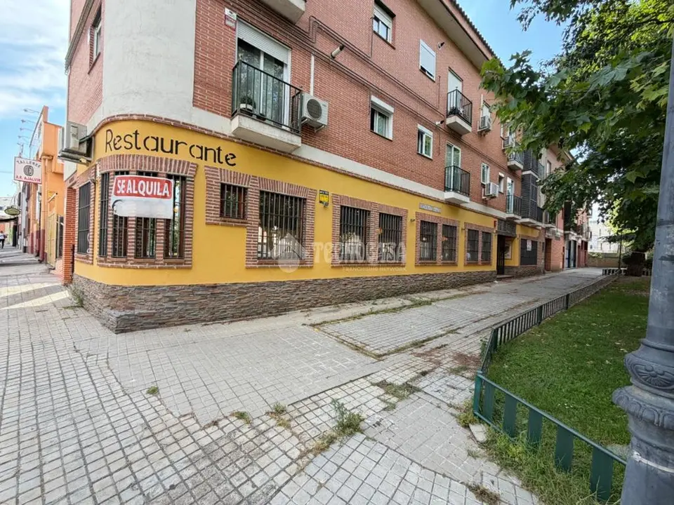 Local comercial en alquiler en Ajalvir