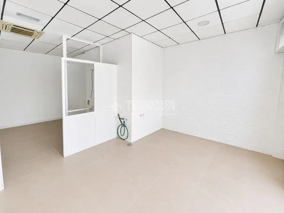 Local comercial en venta en El Palo en Málaga