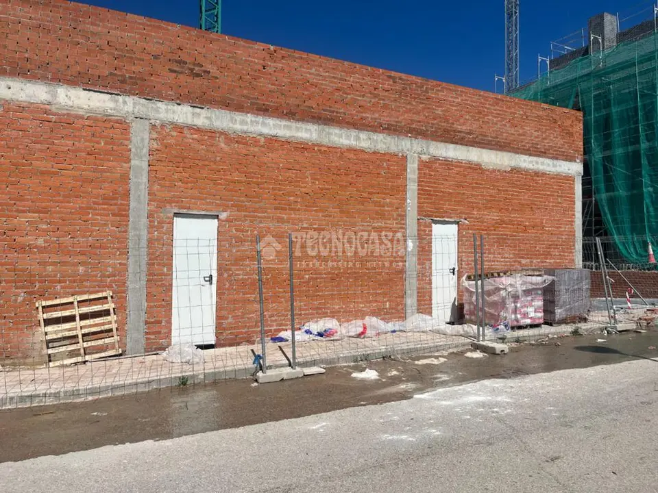Local comercial en alquiler en Villalbilla