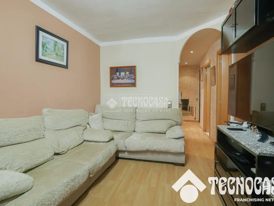 Piso en venta en Nou Barris en La Prosperitat en Barcelona