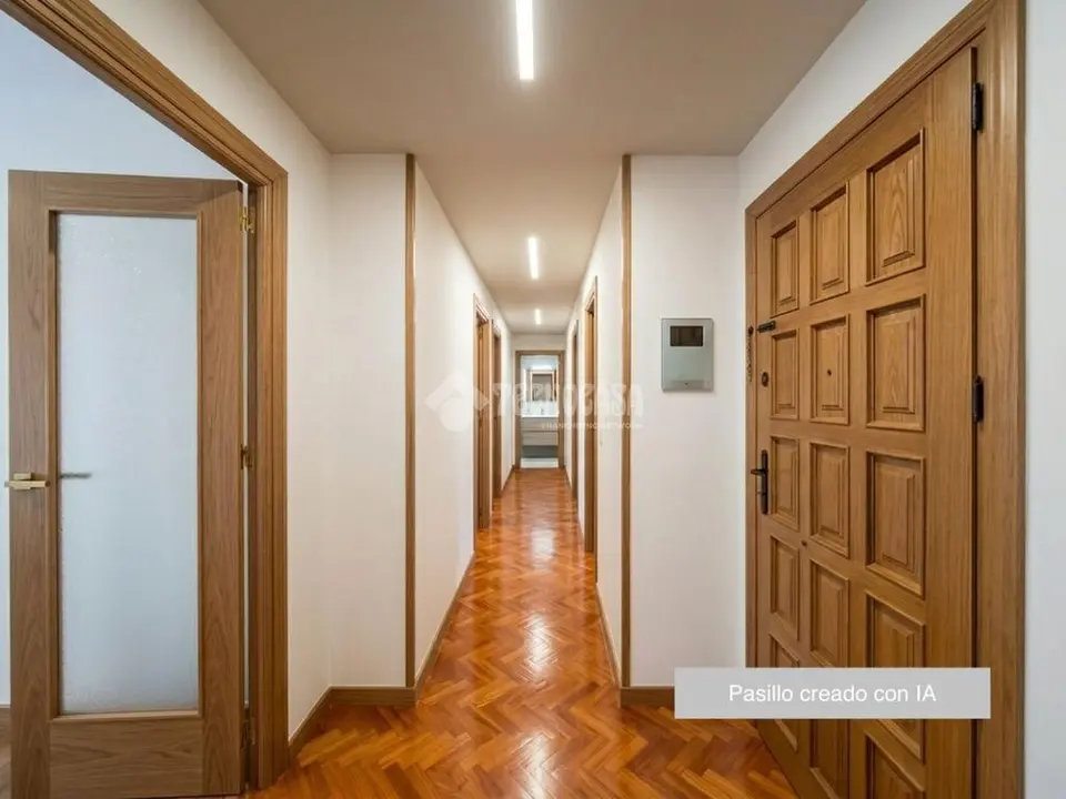 Piso en venta en Calle Francisco Villaespesa en Ciudad Lineal en Madrid