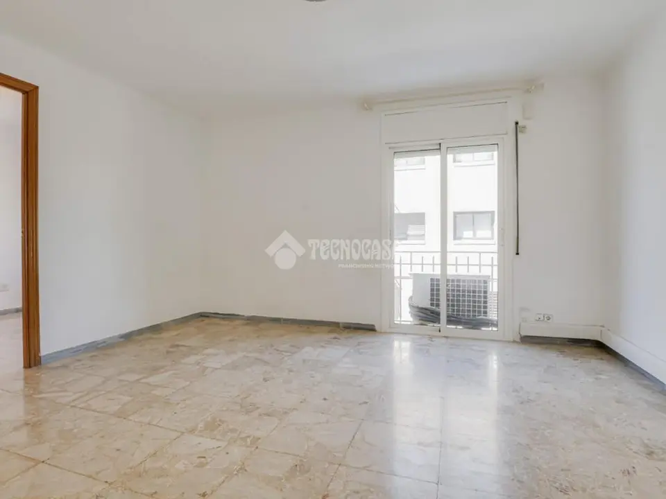 Piso en venta en Sant Boi De Llobregat